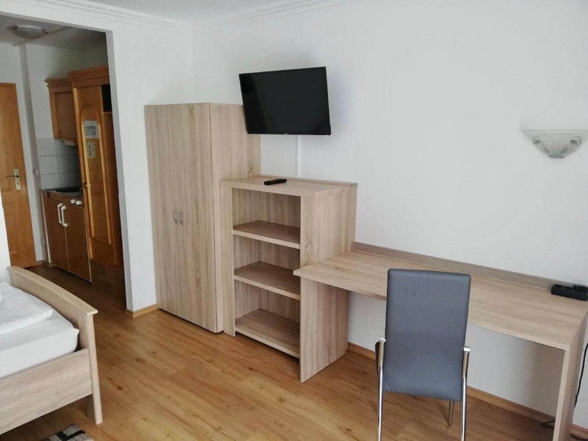 Ferienappartements-Grolik Im Aparthotel Zum Gutshof Hohenwarth Exterior photo