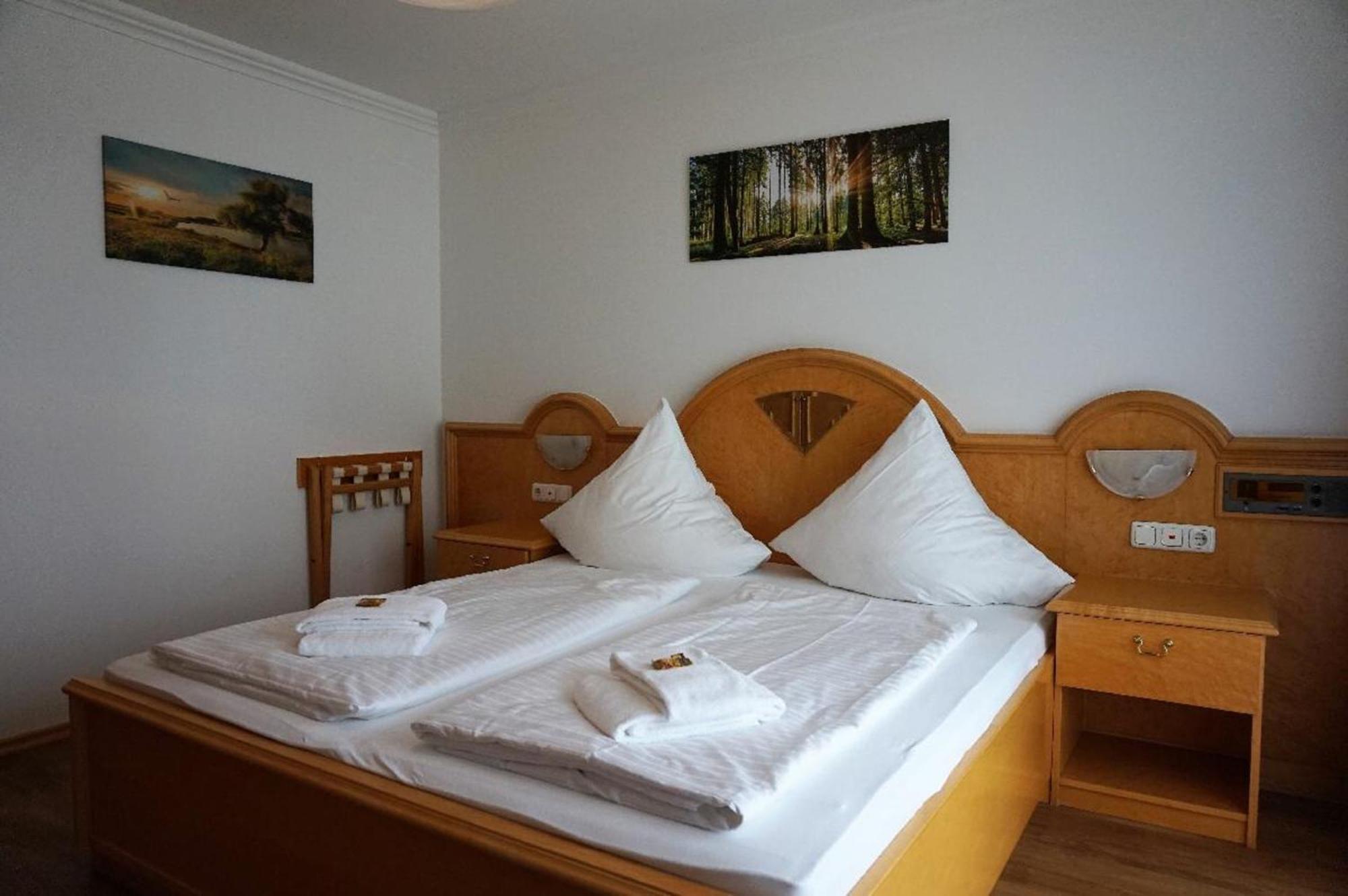 Ferienappartements-Grolik Im Aparthotel Zum Gutshof Hohenwarth Exterior photo
